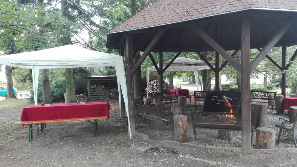 Penzion V Ráji Strakonice Exterior foto